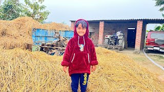 Kiyansh  Pahli Bar Cow 🐄 Dekha #viralvideo #vlog #villagevlog #village #sonasandeep20 #viralvlogs