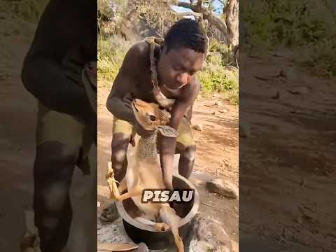 Makanan paling enak itu ya pas dimakan bareng-bareng kayak gini.