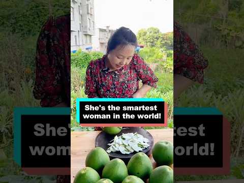 She's the smartest woman in the world! #eating #foryourpage #delicious #cooking