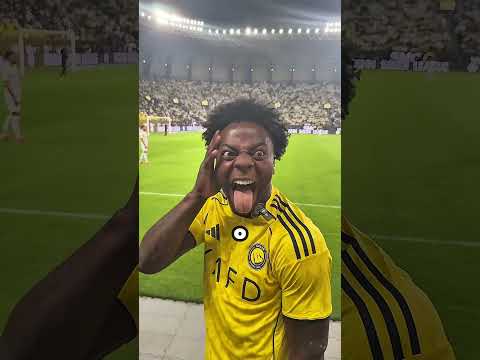 O Speed encontrou o Cristiano Ronaldo dentro do campo! #shorts