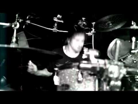 Korn - Narcissistic Cannibal feat. Skrillex and Kill the Noise