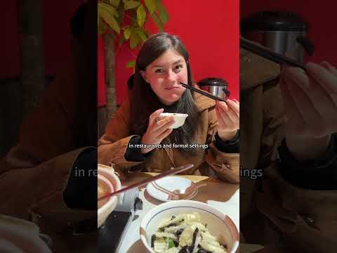 Chinese table manners 2 ๐ #chinesefood #expat #livingabroad#culturedifference #lifeinchina #china