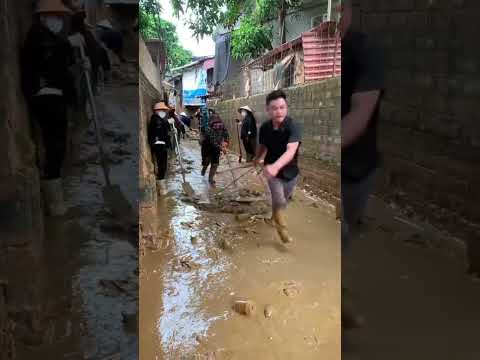 Cơn bão đã đi qua, nhìn lại mà thật xót xa, mong cuộc sống sẽ mau trở lại bình thường 🙏😭😭