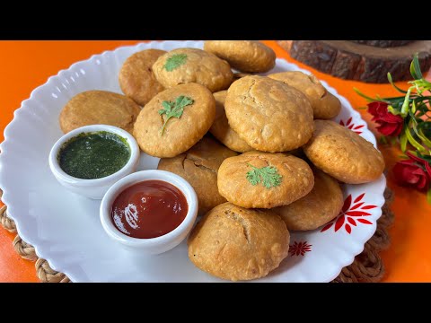 राजस्थानी प्याज की कचौरी | Pyaz ki kachori Full recipe | How to make Aloo Pyaz kachori |