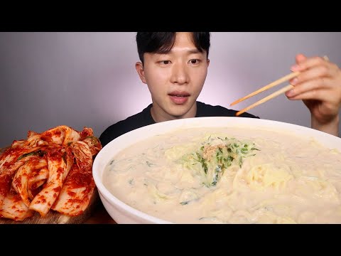 콩국수랑 김치 두가지 먹방 ASMR MUKBANG Kong-guksu Kimchi Eating show