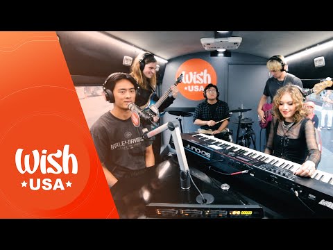 Keoni Usi performs "Daddy's Girl" LIVE on the Wish USA Bus