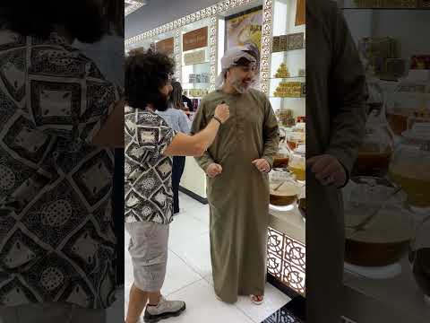عسل بالدهب ١٨٠٠٠ الف درهم 😱 اغلي عسل في العالم في دبي