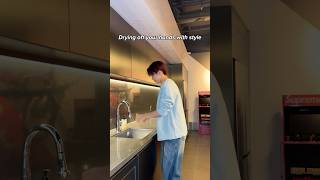 박정우의 멋있게 손 닦는 법 -‘๑’- #TREASURE #트레저 #PARKJEONGWOO #박정우 #shorts