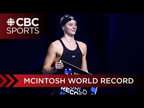 Summer McIntosh Shatters 400m freestyle Record | Short Course Worlds Day 1 Recap