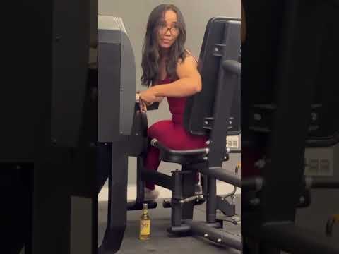 Água? Na academia que eu vou não! 😂 #memes #academia #humor #fitness #comedia #pegadinha #musica