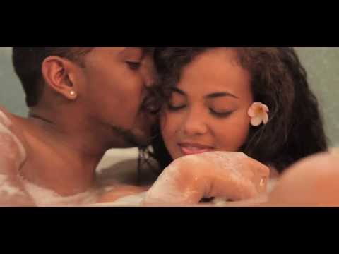 Colonel Reyel - Love Story - (Clip Officiel)