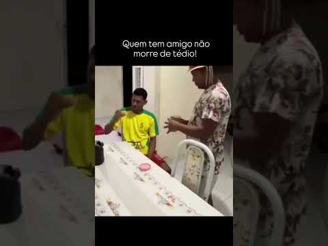 Quem tem amigo tem tudo 😂😂😂 #memes #tentenãorir #engraçado #humormemes #rir #comedia #shorts #viral