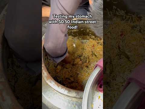 Eating cheap street food in India! 😳 🇮🇳 #india #indianfood #indianstreetfood #travelvlog
