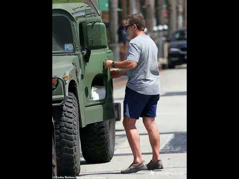 Arnold Schwarzenegger  Hummer Spin in LA#arnoldschwarzenegger  #hummer #holywood #arnie