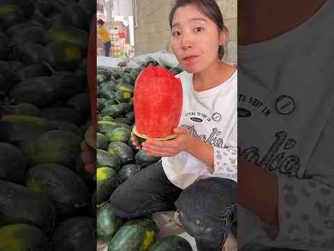 William, I will cut a fresh and juicy watermelon and give it to you, you can eat it for free