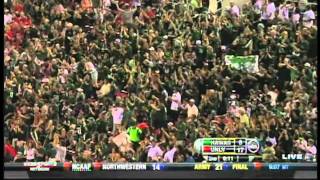 Bryant Moniz 10-yard touchdown pass to Justin Clapp Hawaii vs. UNLV 2011
