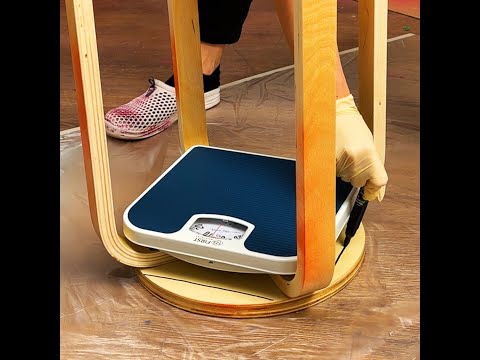 Stool that measures your weight👌