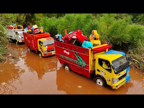 Mobil Truk Canter Fuso Oleng Lewat Jalan Banjir, Rc Handmade, Isuzu NMR Beko Rc Excavator, Loader