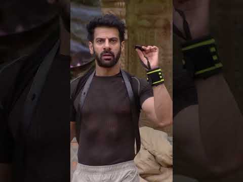 Avinash का trimmer उसे किया Karanveer ने | Bigg Boss 18