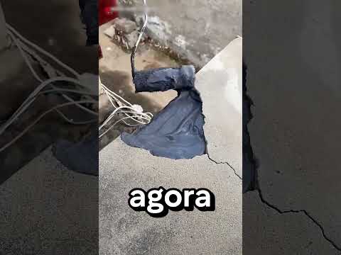 Papai consertou o chão de um jeito incrível 😱