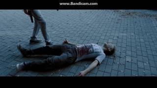 níkdy nedavejte dětem do rukou zbran