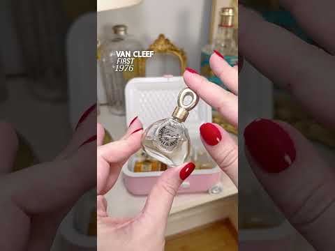 ORGANISING PERFUME ASMR: packing in mini suitcase VINTAGE FRAGRANCES #perfumeshorts #fragrance