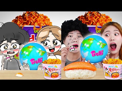 Eating GIANT vs TINY Food Challenge! HIU 하이유 Animation