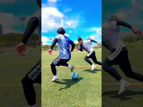 Roll dash out dribbling tutorial #football #soccerskills #soccer