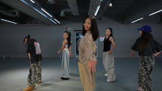 May J Lee | Beginner Class | NewJeans (뉴진스) - Ditto