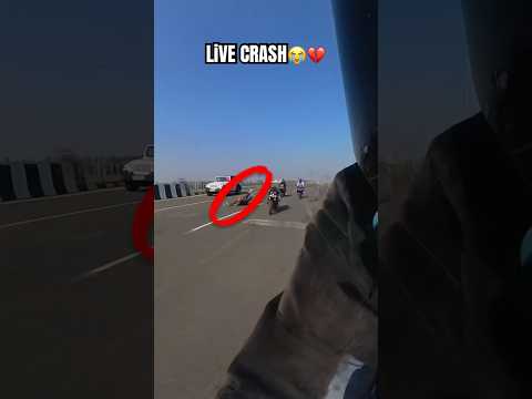 MT-15 Live CRASH💔😭 #accidentnews #crash #live #rider #mt15 #youtubeshorts