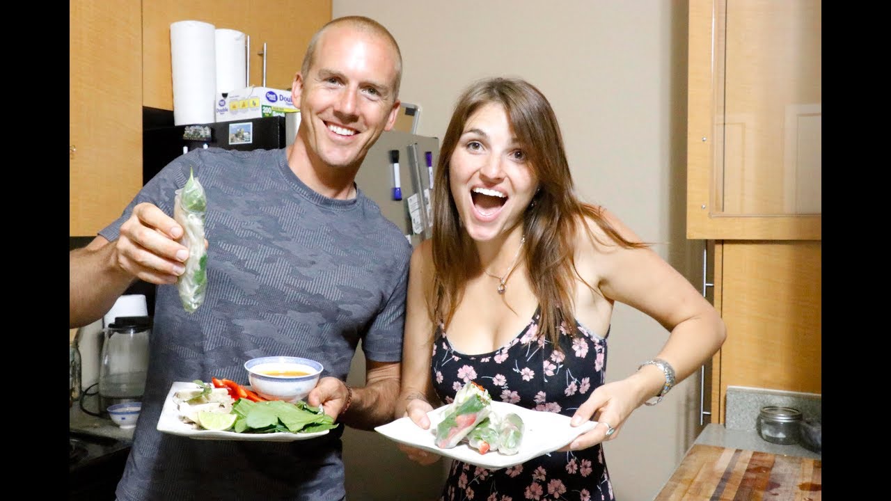 CHEAP AND EASY VEGAN SNACK - Vegan Thai Spring Rolls