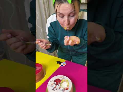 M&M’s cake vs Kissy Missy cake | Ice Cream Challenge | PavloBobo