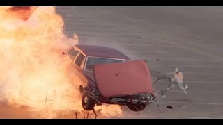 '72 AMC Matador chases '69 Olds Vista Cruiser