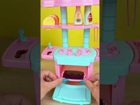 Baking a birthday cake for Chelsea 🎂🥳🎁 #barbie #toys #birthdaycake #satisfyingvideo