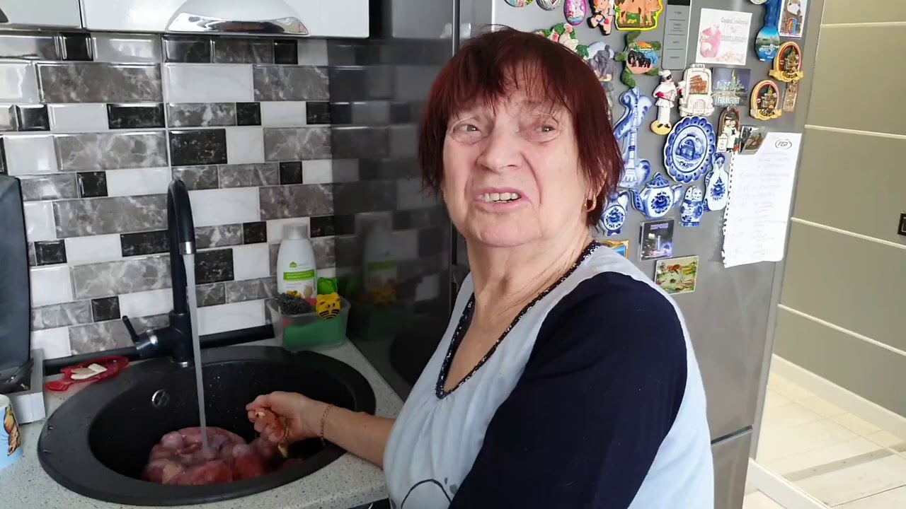 Бычьи яйца. Вылетели в окно