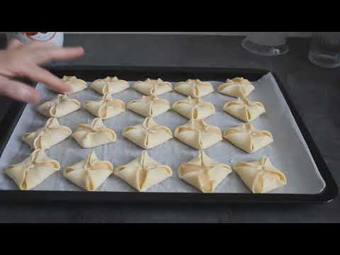 Mini feuilleté à la crème au citron moelleux à l'intérieur croustillant à l'extérieur