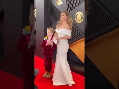 Kelly and her son at the Grammys 2024 #kellyclarkson #2024 #thekellyclarksonshow #teamkelly #reels