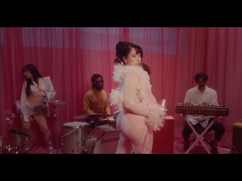 Kali Uchis - Igual Que Un Ángel (Session con Peso Pluma) [Official Video]