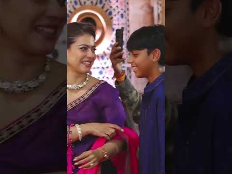 Kajol, Yug Devgn VIRAL adorable moment from Durga Puja❤️❤️ #Kajol #yugdevgan #shortsvideo #shorts