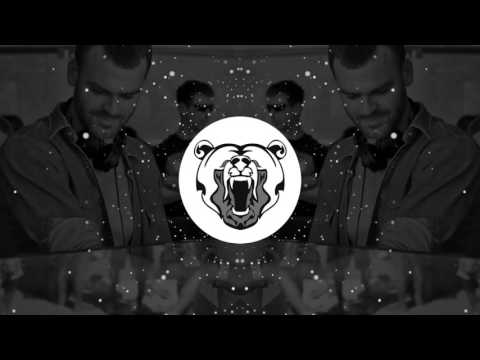 The Chainsmokers - Closer ft. Halsey (Bass Boosted)