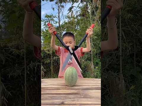 🎃غطاء هاتف مصنوع من اليقطين؟!😱 شاهدوا محبة الجدة#shorts