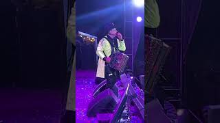 “Cada vez que me besas” en vivo!! #grupoexterminador #cadavezquemebesas #regionalmexicano