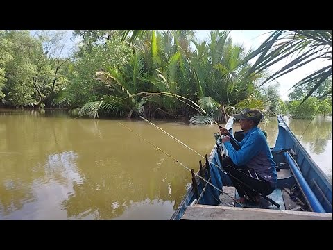 Untunglah satu spot banyak dihuni ikan,hasil langsung dijual