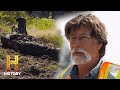 Excavation Team Roles and Discoveries