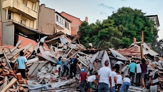 Turkey chaos today..!! A powerful earthquake destroyed houses in Balikesir