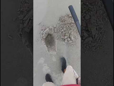 This was deep down in the sand #metaldetecting #shorts