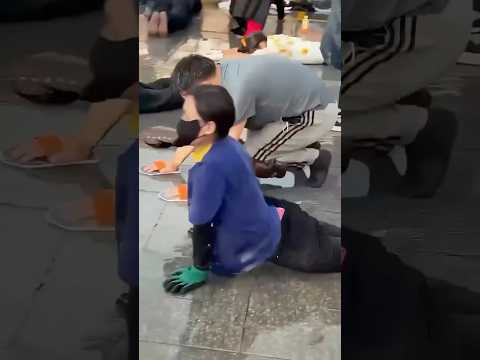 Cầu mong đức phật phù hộ cho chúng con được bình an🙏🙏🙏