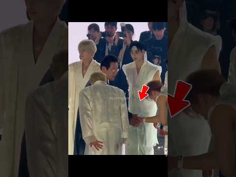 Stray Kids shook hands with the Korean president, so proud of them ❤🥰 #straykids #felix #hyunjin