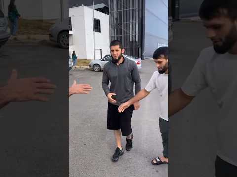 Махачев почему опаздываем на тренировку 😂 Тагир Уланбеков #champ #ufc #mma #мма #sports #short