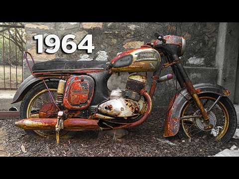 Rescuing a Forgotten 64 Years Old British Triumph Motorcycle - Restoration Part 3